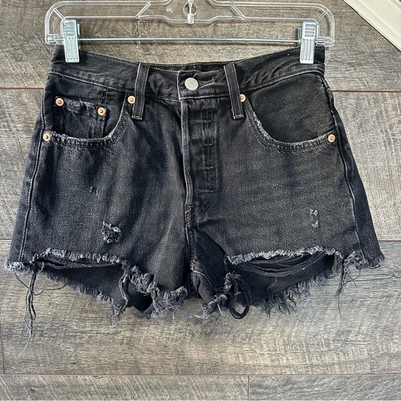 Levi's 501 High-rise Wise Up Black Jean Shorts - Picture 5 of 9